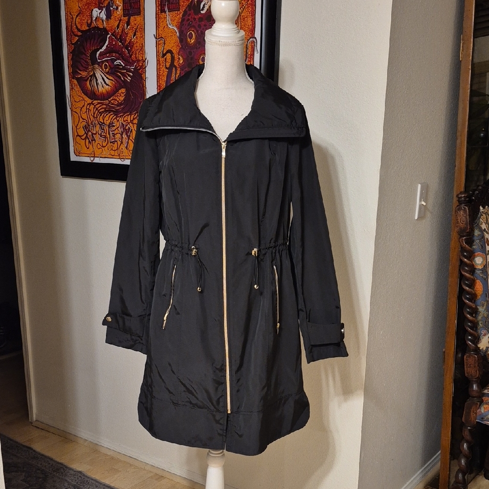 Cole Haan Signature Black Windbreaker W Rollup Hood Zipper Closure